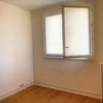Rent 3 bedroom apartment of 49 m² in Limoges