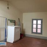 Affitto 5 camera appartamento di 130 m² in Volterra