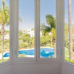 Rent 3 bedroom house of 160 m² in Marbella