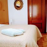 Rent a room of 82 m² in Oviedo