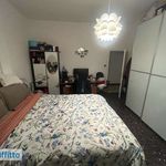 Affitto 2 camera appartamento di 69 m² in Bologna