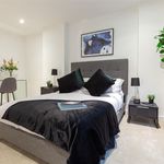 Rent 2 bedroom flat of 73 m² in Slough