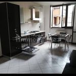 Affitto 2 camera appartamento di 70 m² in Peschiera Borromeo