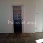 Affitto 3 camera appartamento di 123 m² in Cernusco sul Naviglio