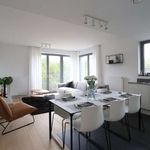 Appartement de 85 m² avec 2 chambre(s) en location à Elsene