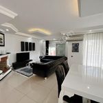 Rent 6 bedroom house of 260 m² in Antalya