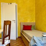 Rent 1 bedroom apartment of 12 m² in Milano