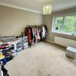 Rent 5 bedroom house in Warrington