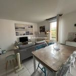 Rent 3 bedroom apartment of 53 m² in Millau