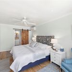 Rent 3 bedroom apartment of 142 m² in Laguna Beach