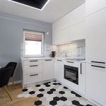 Wynajmij 3 sypialnię apartament z 50 m² w Łódź