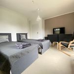 Miete 2 Schlafzimmer wohnung von 120 m² in Norderstedt