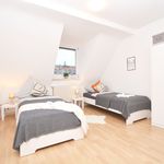 Miete 4 Schlafzimmer wohnung von 145 m² in Nürnberg