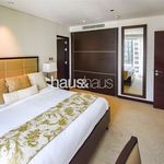 Rent 1 bedroom apartment of 81 m² in Dubai Marina