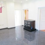 Miete 7 Schlafzimmer haus von 250 m² in Vienna