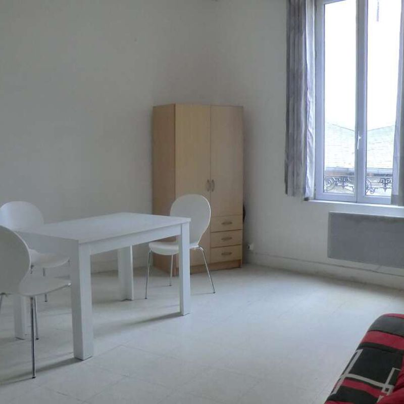 Location appartement 1 pièce 28 m² Jonzac (17500) Saint-Germain-de-Lusignan