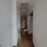 Rent 7 bedroom house of 580 m² in Ankara