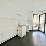Rent 2 bedroom apartment of 70 m² in Motte-Picquet, Commerce, Necker