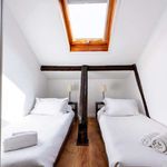 Rent 3 bedroom apartment of 60 m² in lisbon