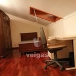 Rent 6 bedroom apartment of 129 m² in Porto