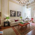 Rent 6 bedroom apartment of 220 m² in Firenze