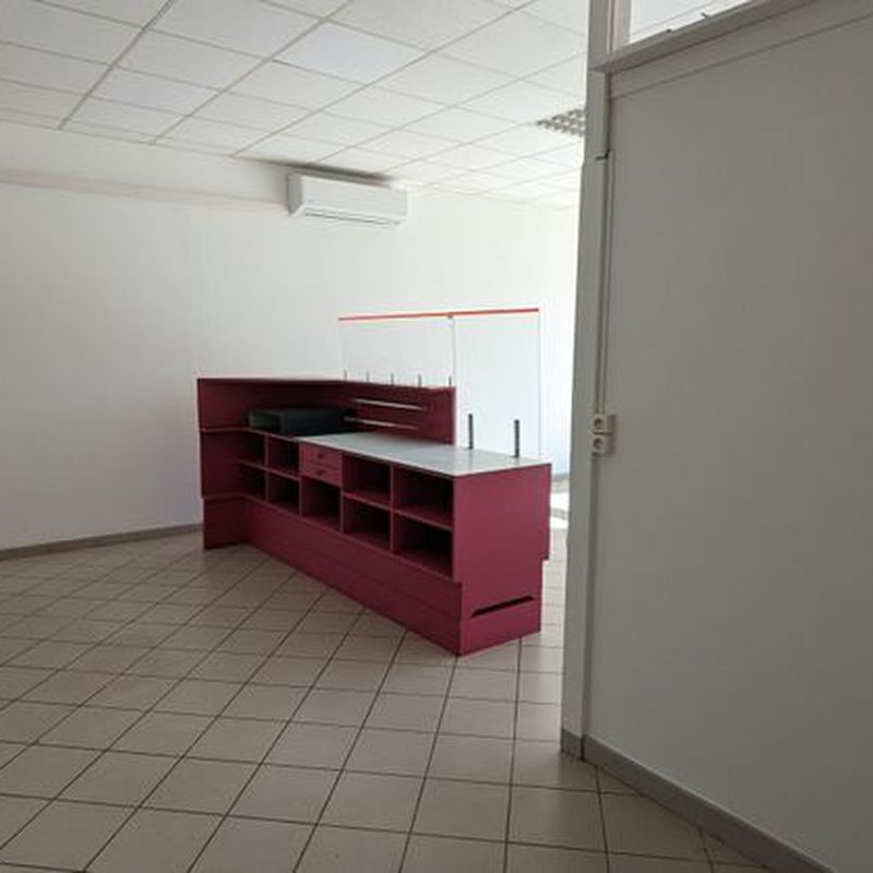 Location Local commercial 33650, Saucats france