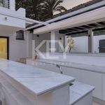 Rent 5 bedroom house of 390 m² in Marbella
