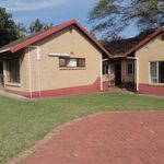 Rent 3 bedroom apartment of 1415 m² in uMhlathuze