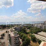 Affitto 5 camera appartamento di 100 m² in Taranto