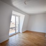 Miete 5 Schlafzimmer wohnung von 103 m² in Lausanne