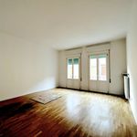 Rent 2 bedroom apartment of 140 m² in Este