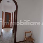 Affitto 3 camera appartamento di 95 m² in Bari