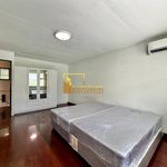 Rent 1 bedroom house of 220 m² in Chong Nonsi