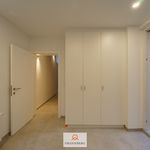 Huur 4 slaapkamer appartement van 247 m² in Gent