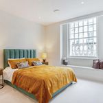 Rent 2 bedroom apartment of 124 m² in London