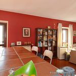 Affitto 3 camera appartamento di 100 m² in Arezzo
