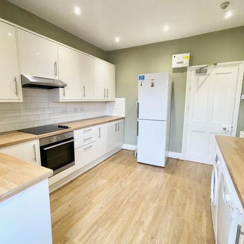 Flat to rent in All Saints Road, Clifton, Bristol BS8