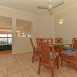 Rent 2 bedroom apartment of 177 m² in Airlie Beach
