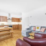 Rent 2 bedroom flat of 506 m² in London