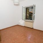 Affitto 4 camera appartamento di 87 m² in Gavi