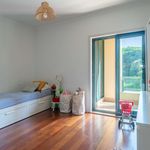 Rent 3 bedroom apartment of 197 m² in Lisboa