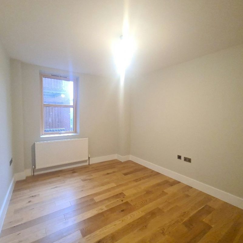 Flat to rent on High Street South Dunstable,  LU6, United kingdom