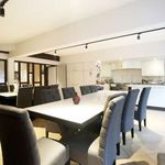 Rent 4 bedroom apartment in Sint-Gillis