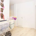 Rent a room of 96 m² in berlin