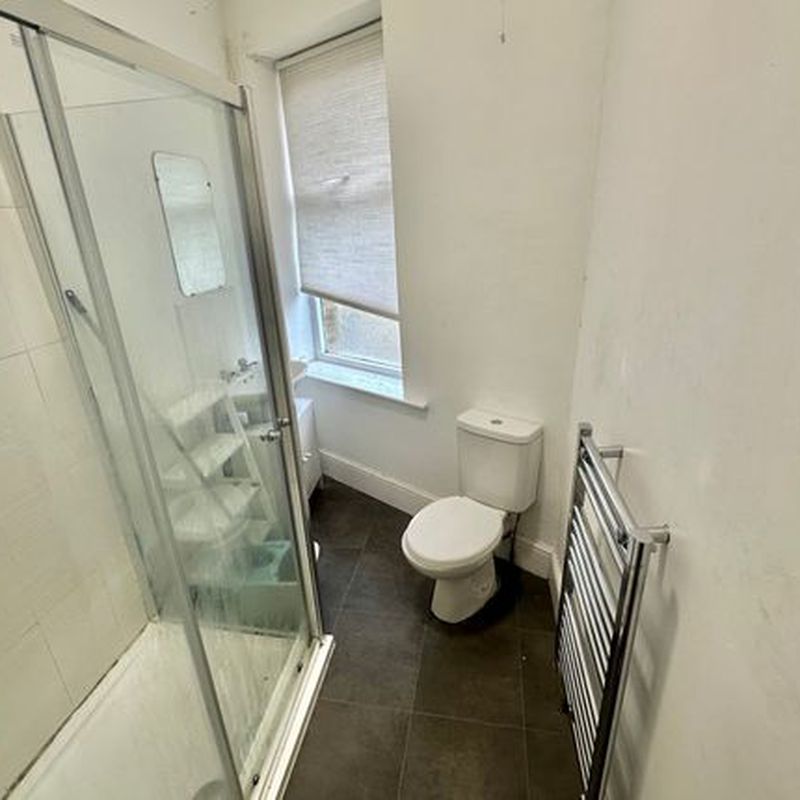 Town house to rent in Moss Street, Huddersfield HD4 Stile Common