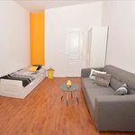 Rent 1 bedroom apartment of 25 m² in Saint-Quentin