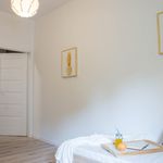Rent 8 bedroom apartment in Poznań