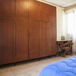Rent a room of 360 m² in Roma