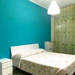 Affitto 3 camera appartamento di 100 m² in Novara