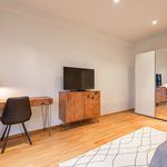 Miete 4 Schlafzimmer wohnung von 23 m² in Frankfurt